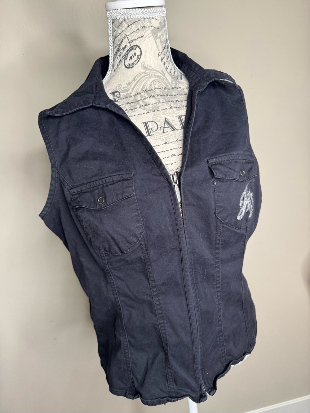 Vintage Harley-Davidson Black Zip-Front Sleeveless Vest